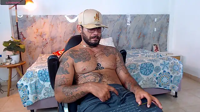 hanz_col's Live XXX Chat