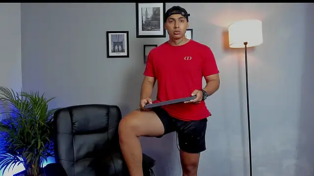 ronnie_crafored's Webcam Show