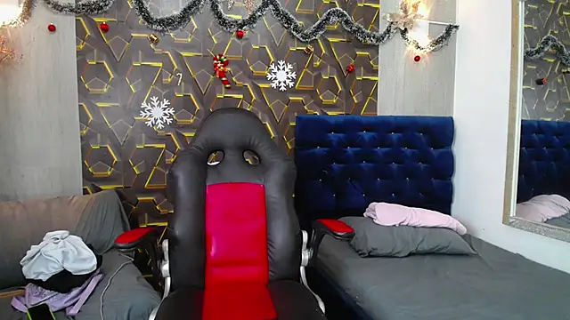 kim_curlyy's Live XXX Chat