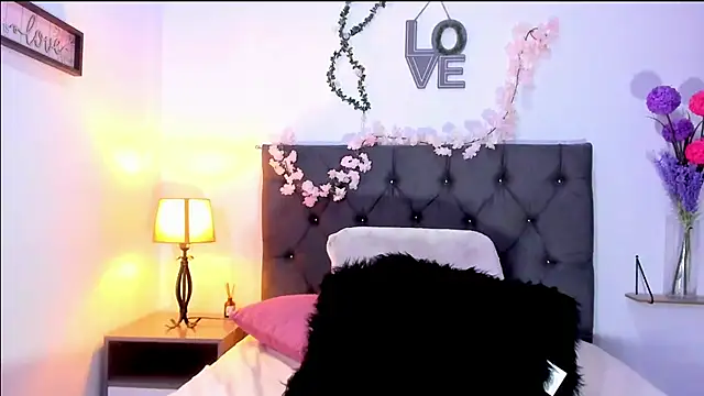 SagiraBelle 现场XXX聊天