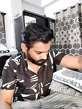 avi007p's Live XXX Chat