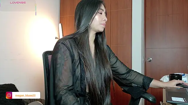 megan_bluee23 现场XXX聊天