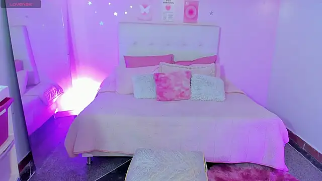 ScarlettDreamss7 网 络视讯表演