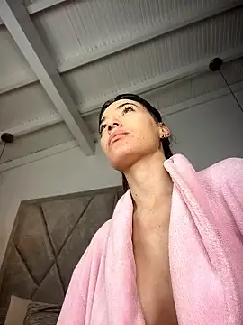 SweetieSinXXX Chat XXX in diretta