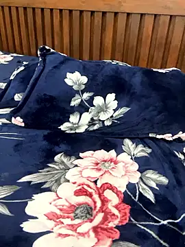 Indiancpl01's Live XXX Chat