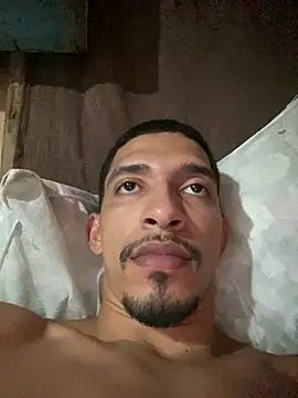 rocchw's Live XXX Chat