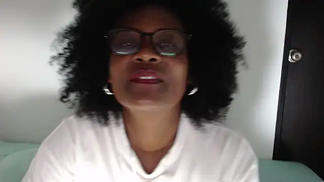 dana-black Adlı Modelin Web Kamerası Şovu