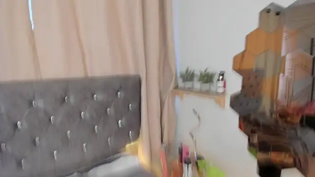 DaphneGlas' Live XXX Chat