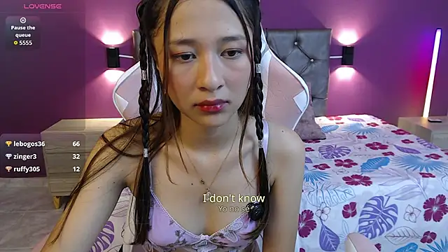 LittleAshleey's Live XXX Chat