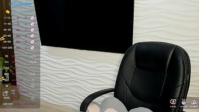 LanaTreades' Live XXX Chat