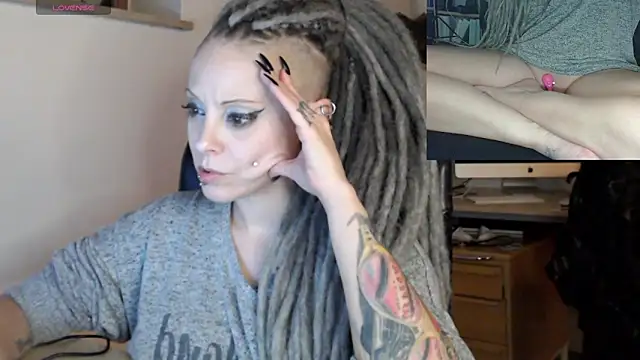 EdgesOfReality Webcamshow