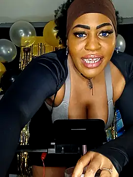 AmazonianMistress' Live XXX Chat