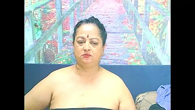 matureindian's Live XXX Chat
