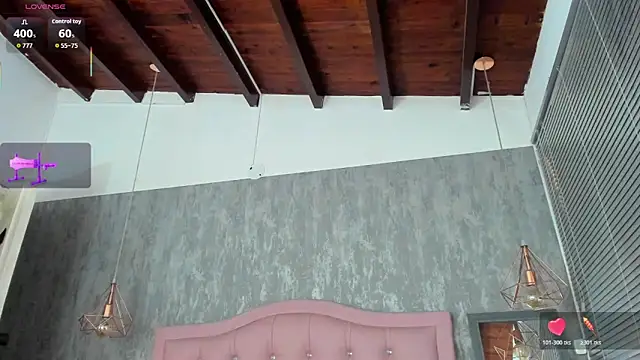 naomidibello's Webcam Show