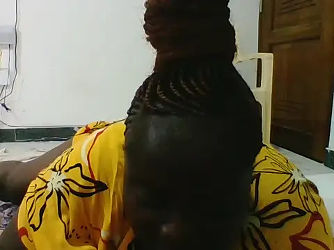 Hotwife8's Live XXX Chat