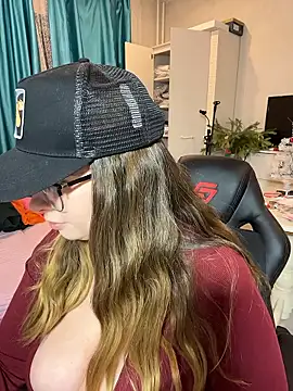 DienkaGreen's Live XXX Chat