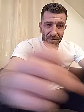 Alexdaniel89's Live XXX Chat