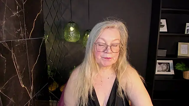 NataliMellow's Webcam Show