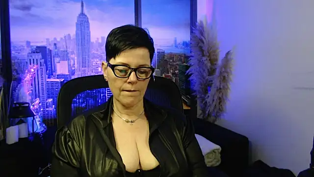 ninarandmannのライブXXXチャット