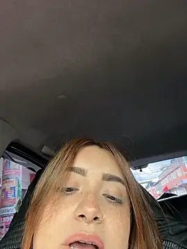 Tatiana_OのライブXXXチャット