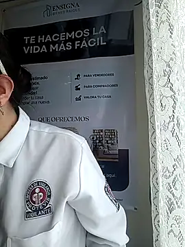 Valentina--1's Live XXX Chat