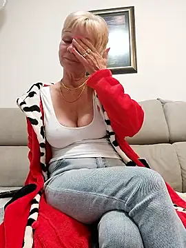 Catababa67のライブXXXチャット