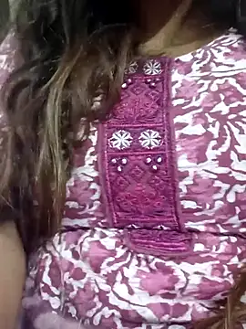 Brown-kudi's Live XXX Chat