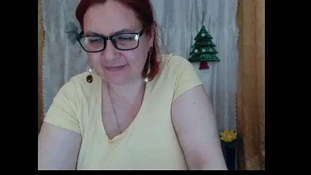 PlayfullMatureのライブXXXチャット