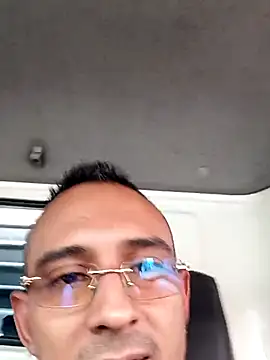 paisa233's Live XXX Chat