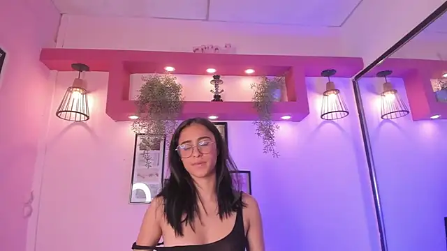 Alana_Martinez_のライブXXXチャット