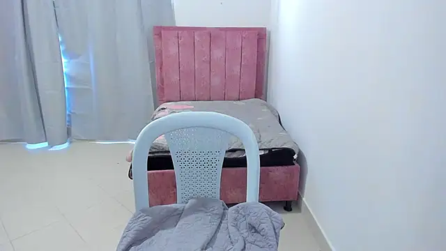 Kruela's Live XXX Chat