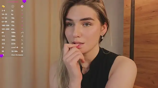 StormyMuse's Live XXX Chat