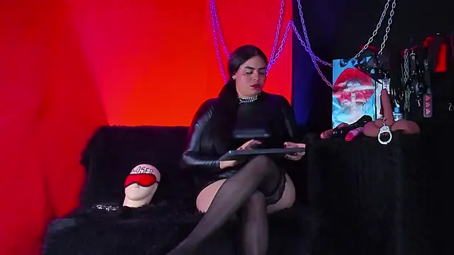 KatrinaStone's Live XXX Chat