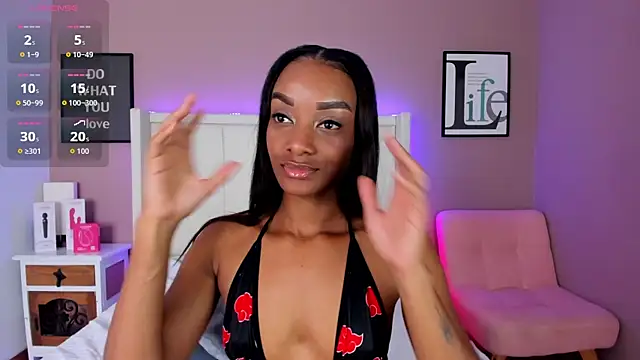 SandyAdaeze's Live XXX Chat