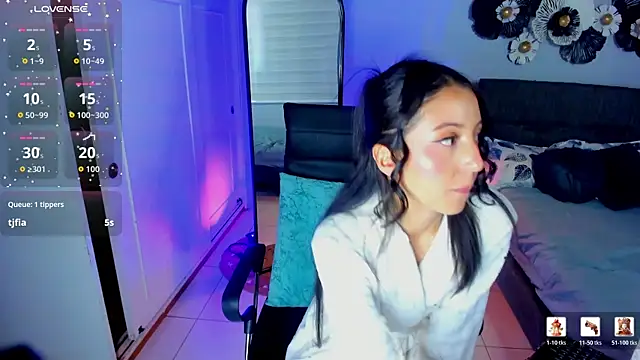 luna_celeeste_'s Live XXX Chat