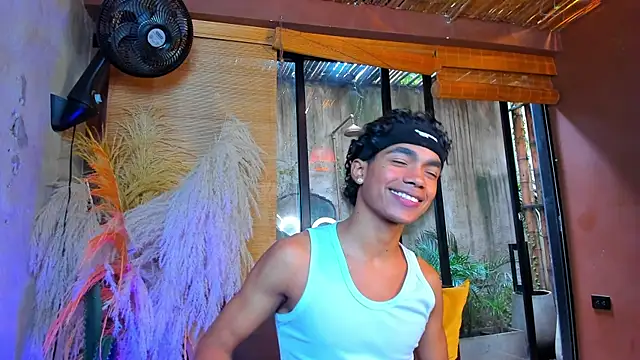 AlanCutee's Live XXX Chat