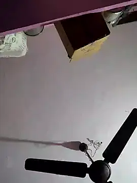 Gopal1243's Live XXX Chat