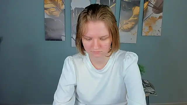 Pokazy przed kamerką – LilianSwall