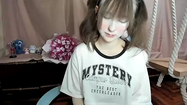 Yoonhee_ki's Live XXX Chat