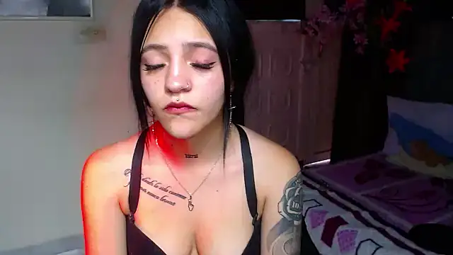 Violettasquirt 라이브 XXX 채팅