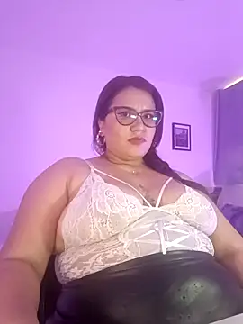 Vesper_Vixen 라이브 XXX 채팅