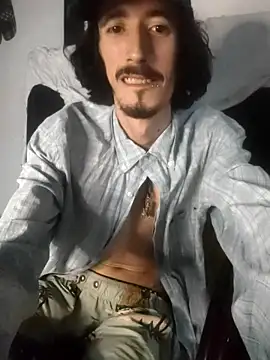 sk8-boy's Live XXX Chat