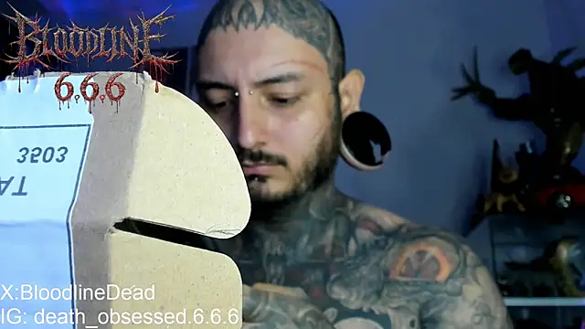 Chatroom XXX en direct de DEATHINK666XX