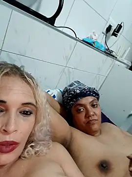 2Juicy_pussy 라이브 XXX 채팅