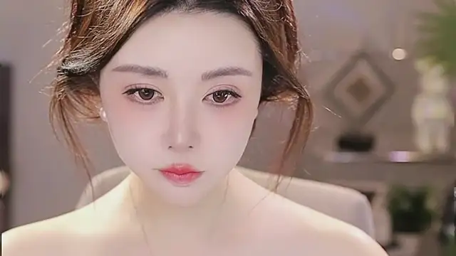 Qiaoqiao__のライブXXXチャット