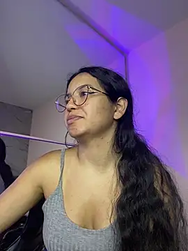 Rosita_forever_'s Live XXX Chat