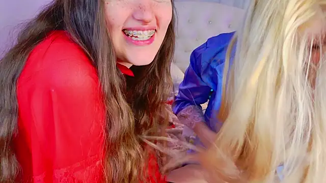 kamila_blushのウェブカメラショー