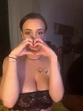 Petit-papillon-sauvage's Webcam Show