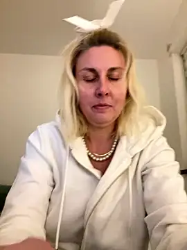 Amelia9798n Webbikameraesitys