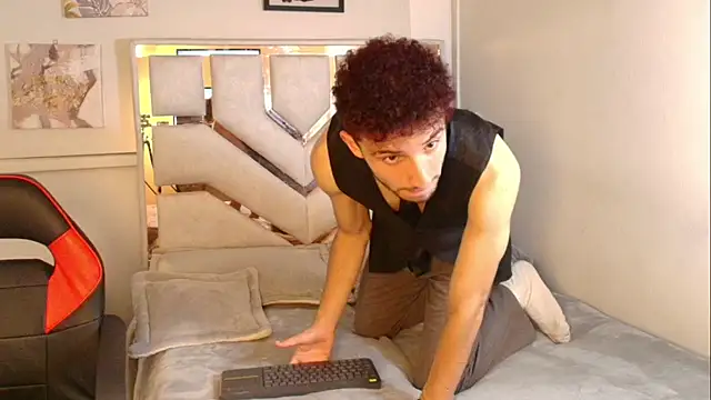 Chatroom XXX en direct de Curlystartt